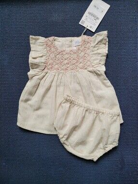 Zara Cream Baby Dress with Pink Smocked Bodice and Matching Bloomers 1-3 months